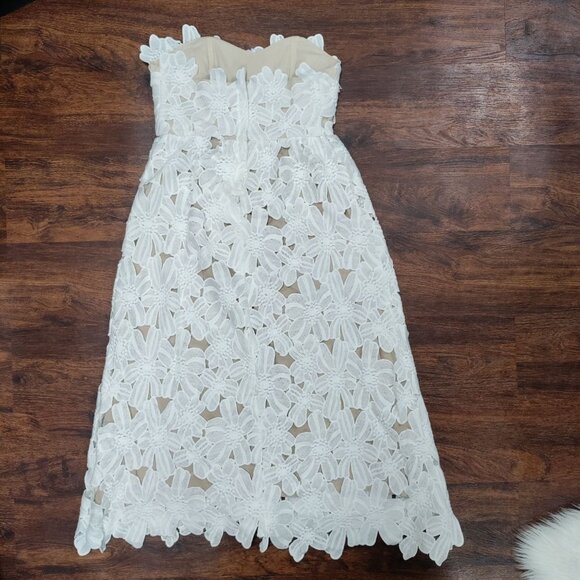Stone Cold Fox White Floral Lace Strapless Midi Summer Bachelorette Dress XS - Picture 3 of 10